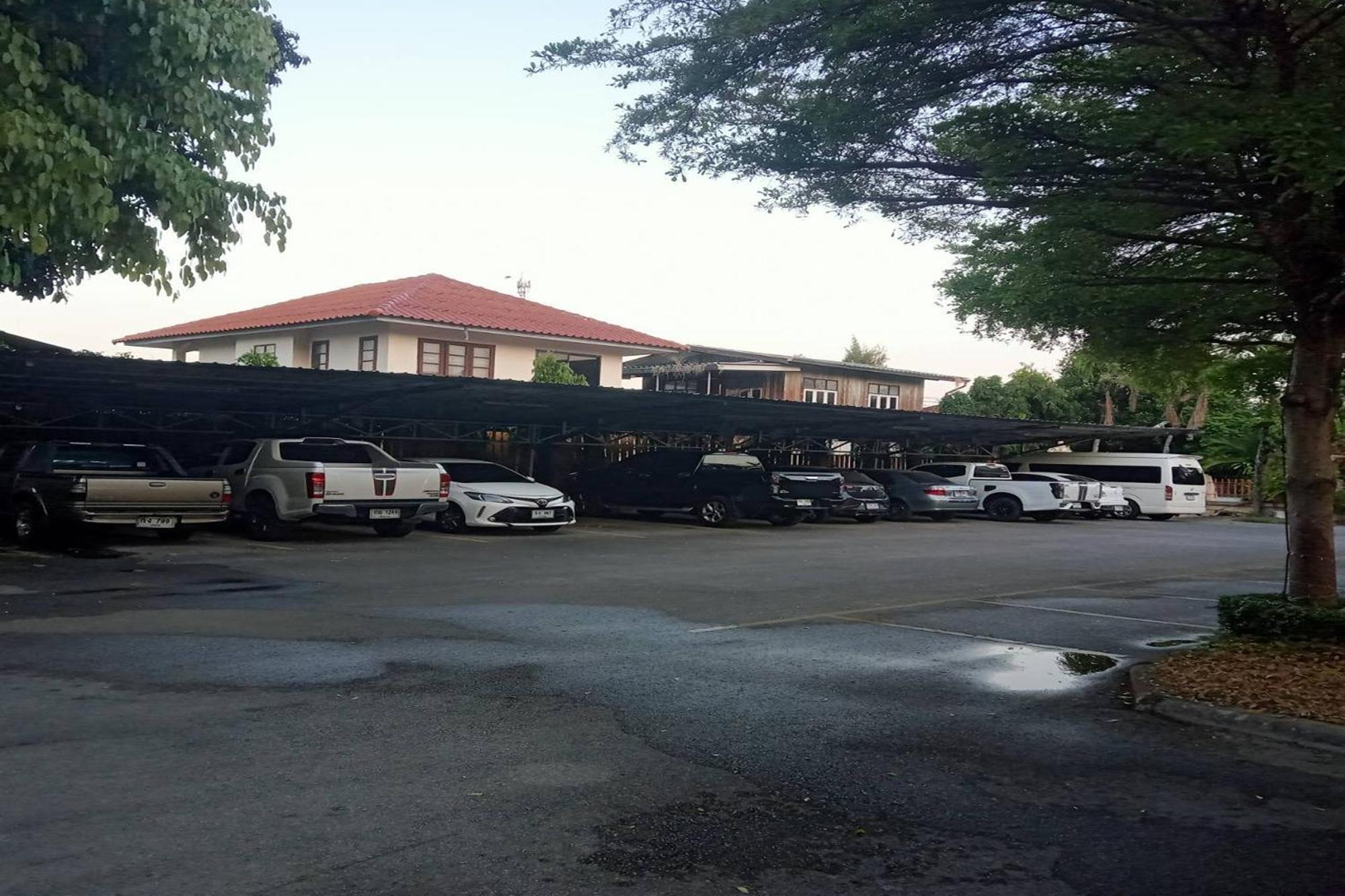 Good View Residence Lampang Buitenkant foto